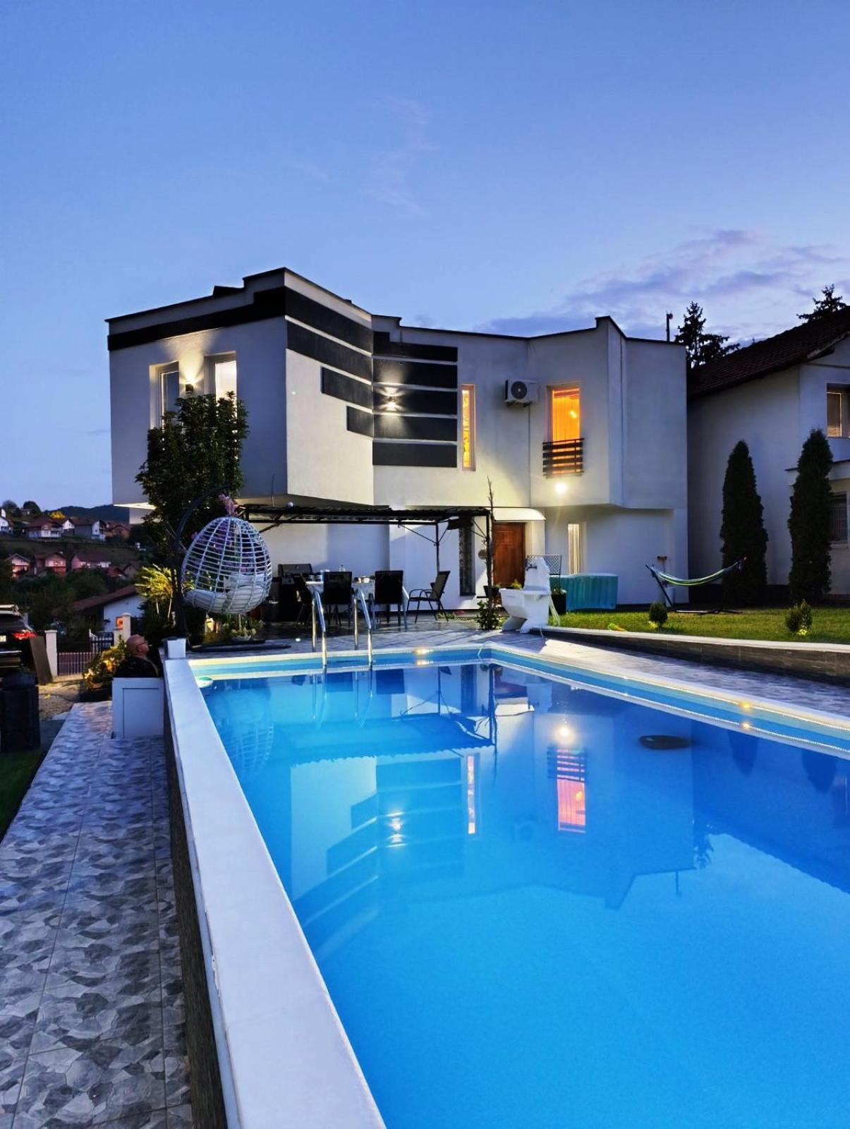 Villa Lea Tuzla Exterior photo